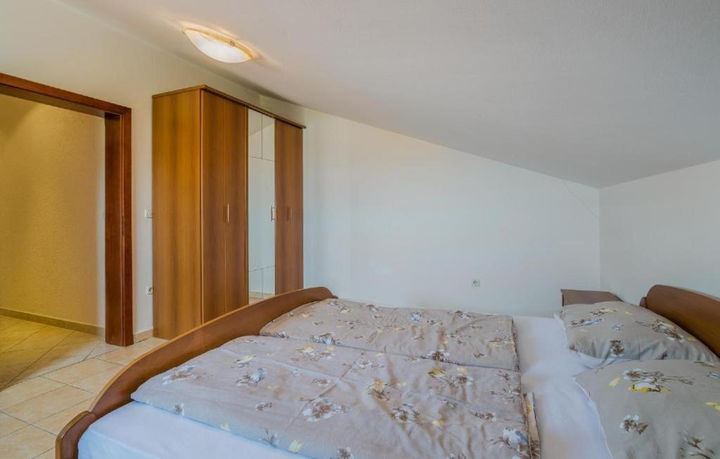 B&B Dujmovic Malinska Rom bilde